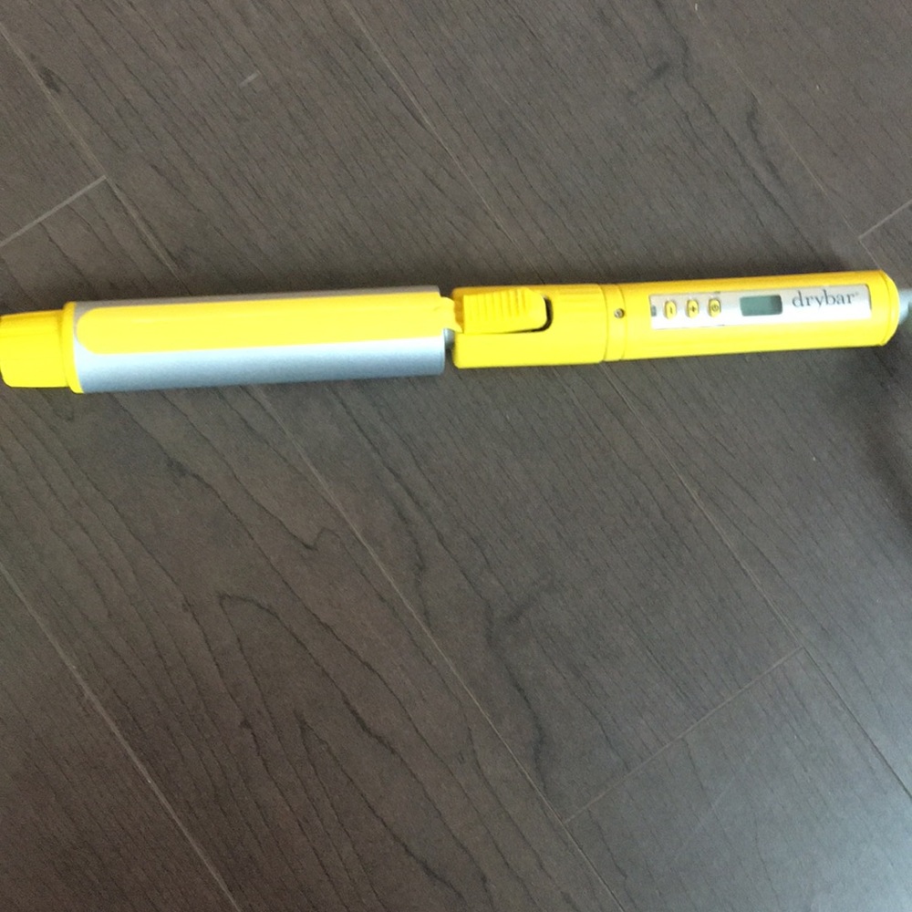 Dry Bar Curling Iron